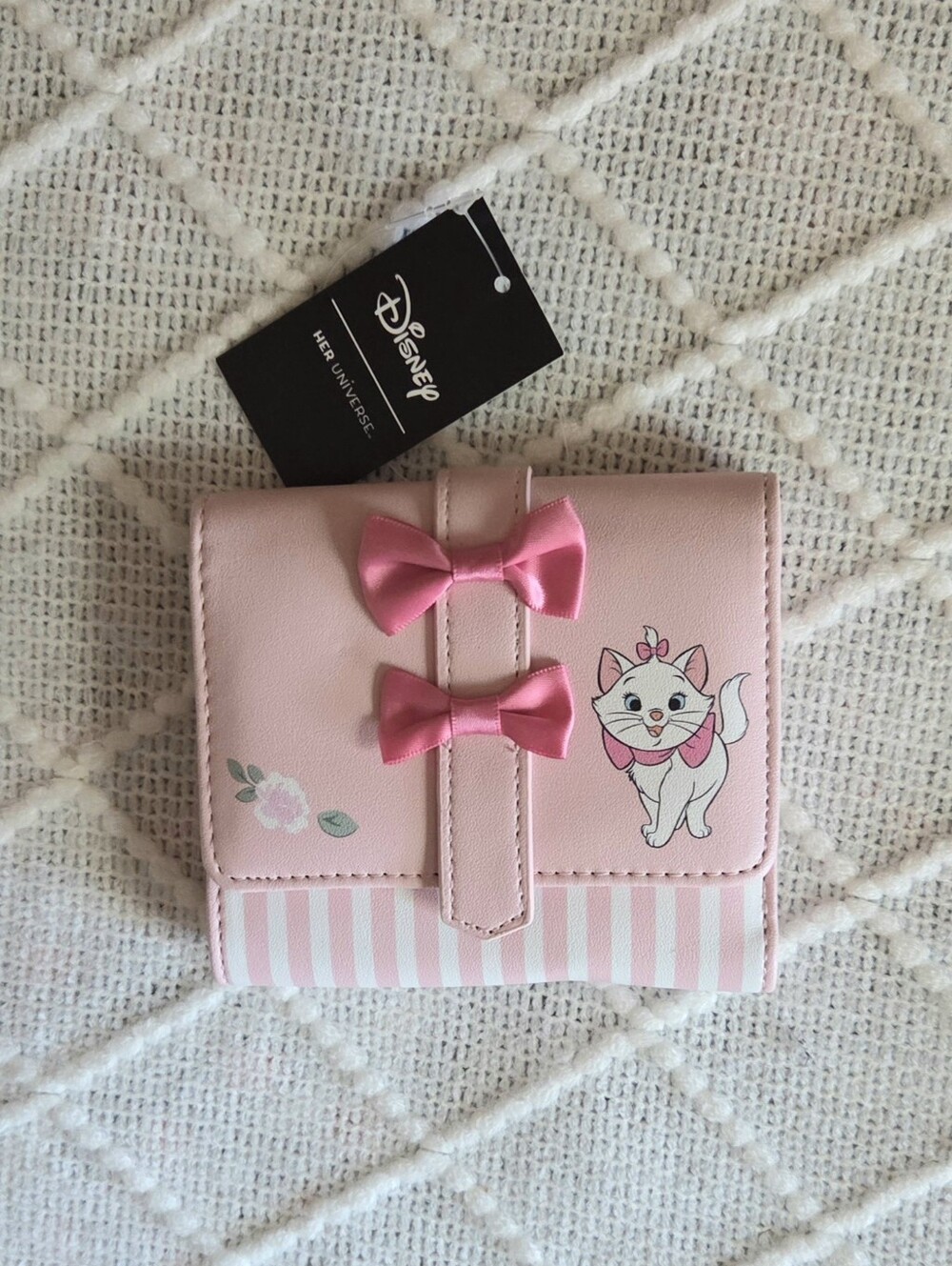Her Universe Disney The Aristocats Marie Bows Stripe Mini Wallet